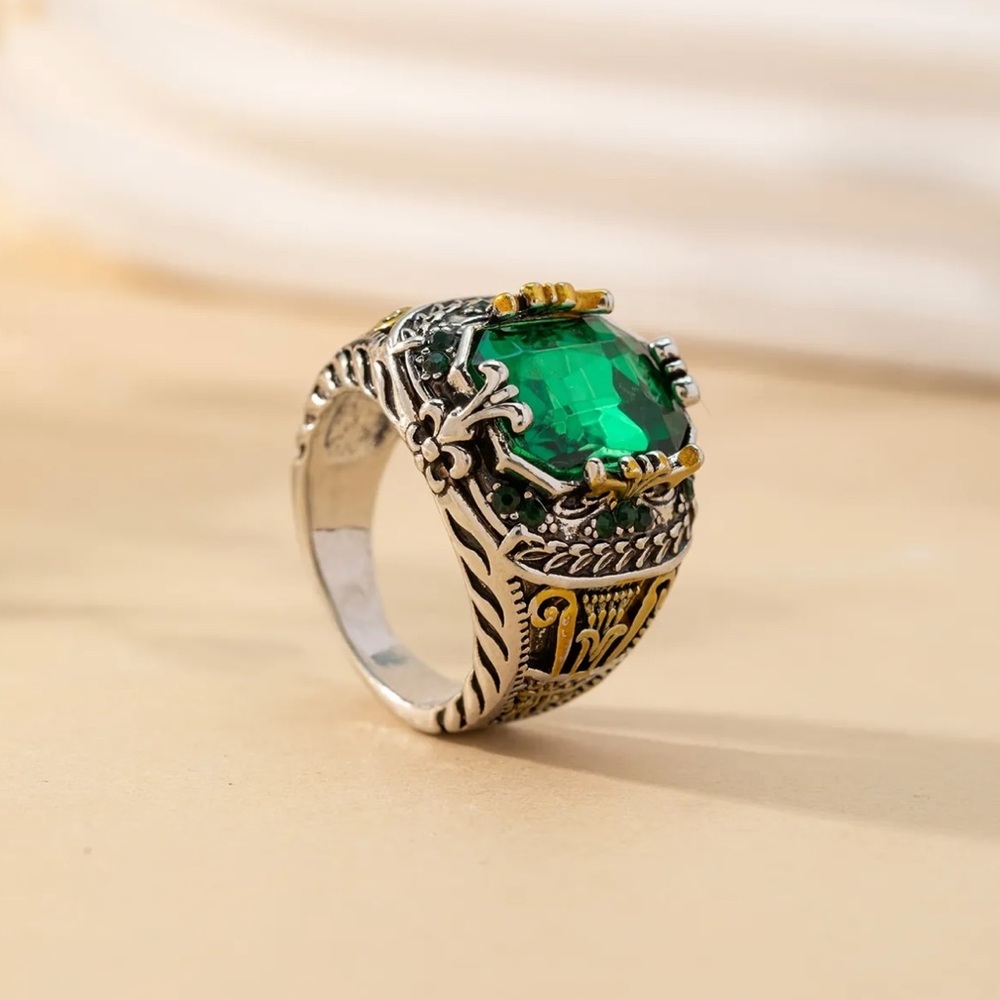 NEW Ottoman Empire Turkish Retro Large Emerald Silver 925 Ring - Picture 2 of 4